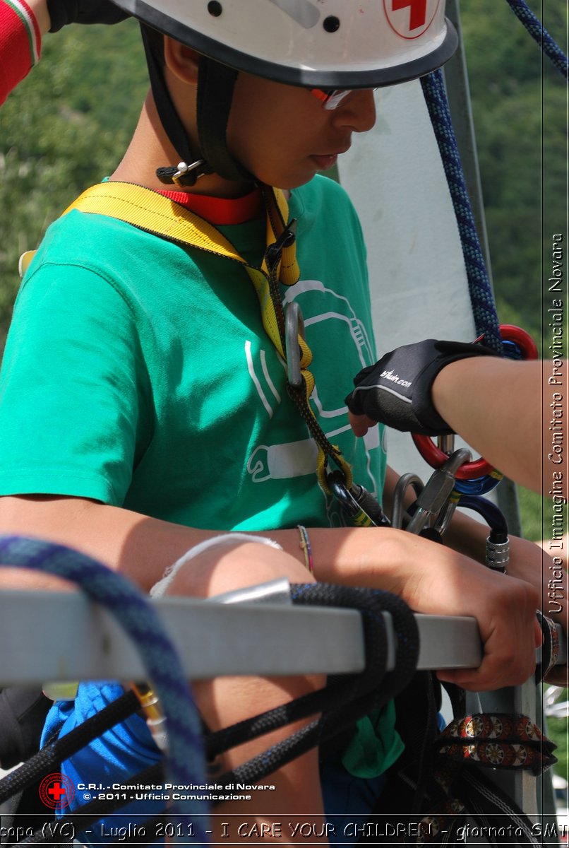 Scopa (VC) - Luglio 2011 - I CARE YOUR CHILDREN - giornata con operatori SMTS (Soccorsi con Mezzi e Tecniche Speciali)  -  Croce Rossa Italiana - Ufficio Immagine Comitato Provinciale Novara