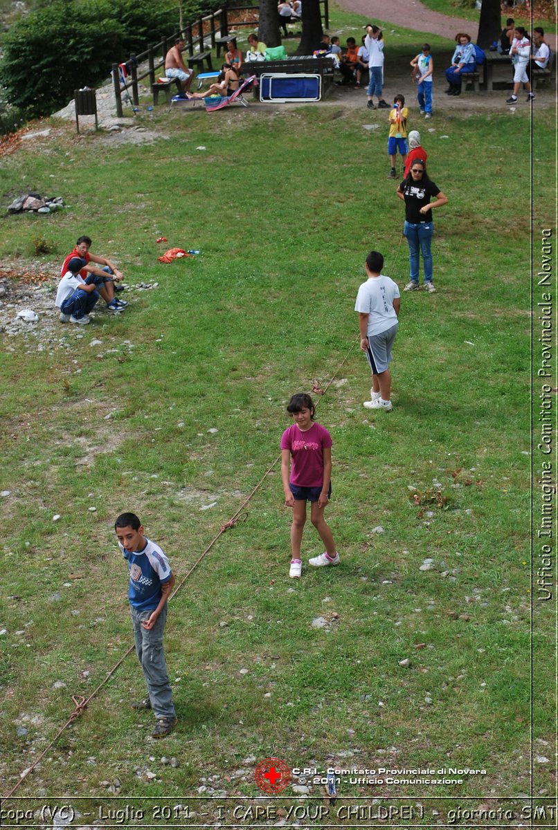 Scopa (VC) - Luglio 2011 - I CARE YOUR CHILDREN - giornata con operatori SMTS (Soccorsi con Mezzi e Tecniche Speciali)  -  Croce Rossa Italiana - Ufficio Immagine Comitato Provinciale Novara