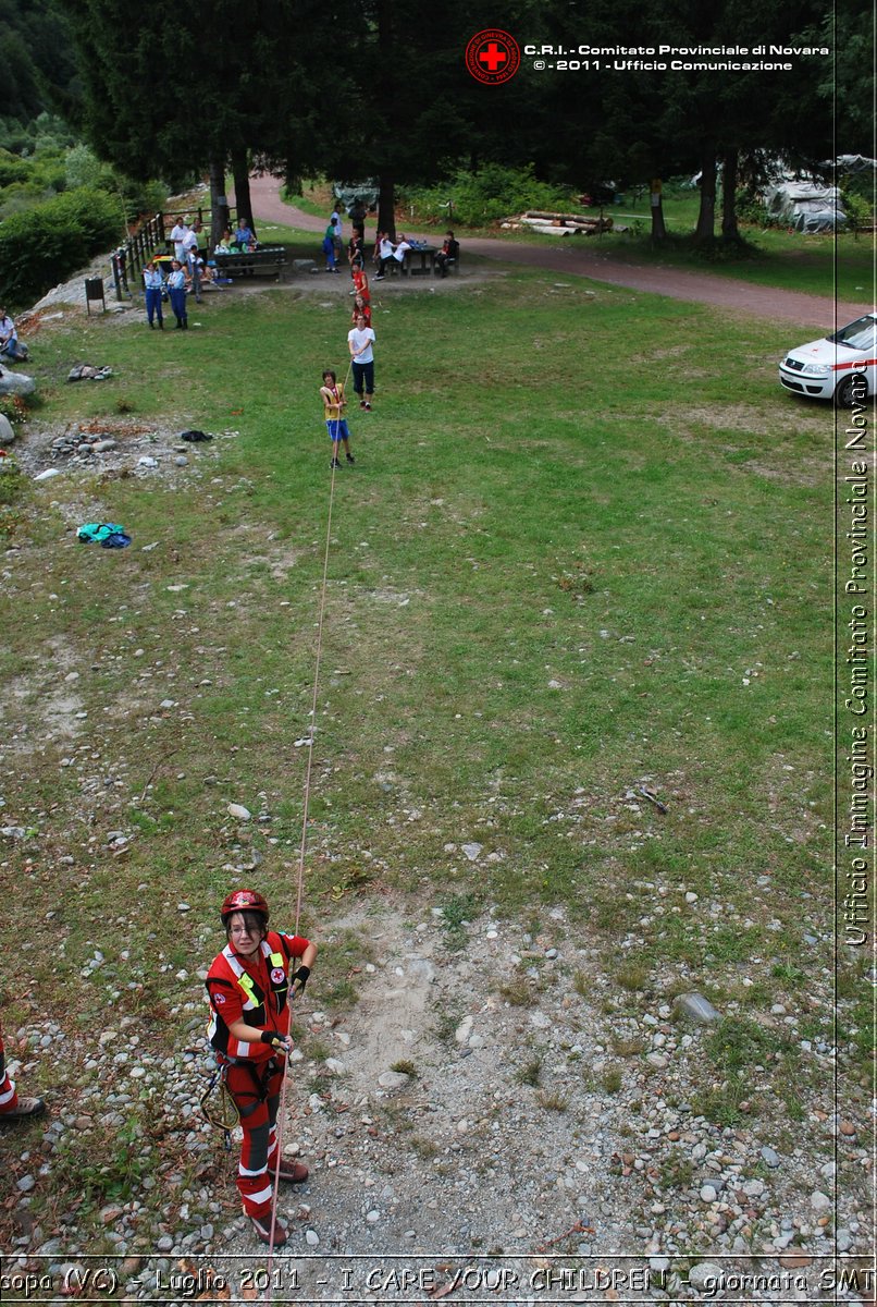 Scopa (VC) - Luglio 2011 - I CARE YOUR CHILDREN - giornata con operatori SMTS (Soccorsi con Mezzi e Tecniche Speciali)  -  Croce Rossa Italiana - Ufficio Immagine Comitato Provinciale Novara